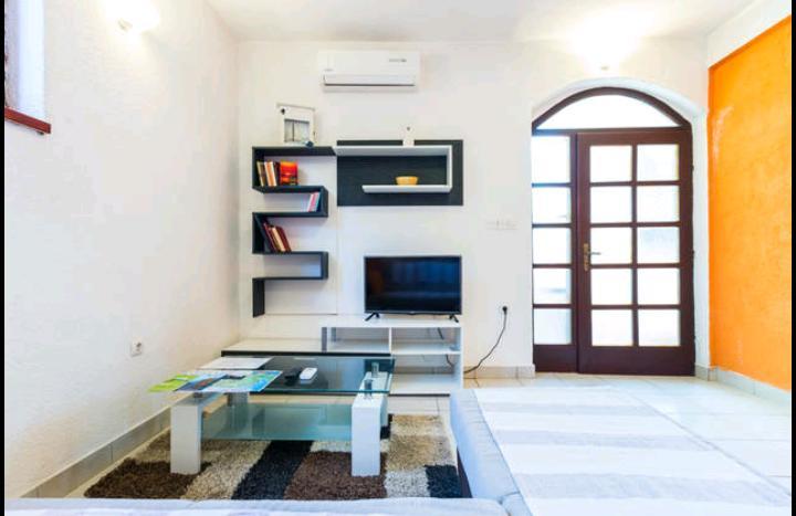 Apartments Marinka Biograd Na Moru Exterior photo
