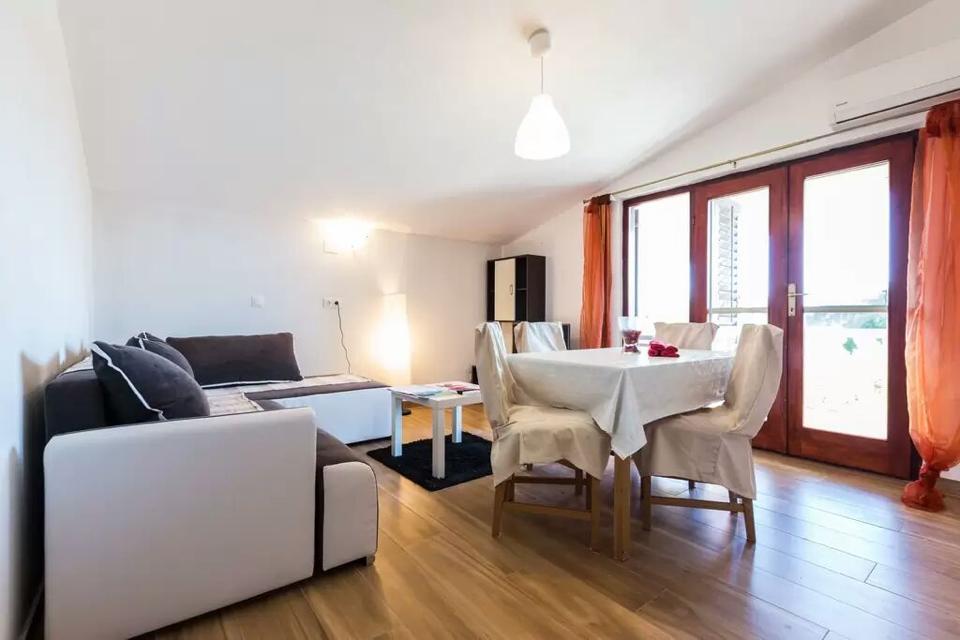 Apartments Marinka Biograd Na Moru Exterior photo